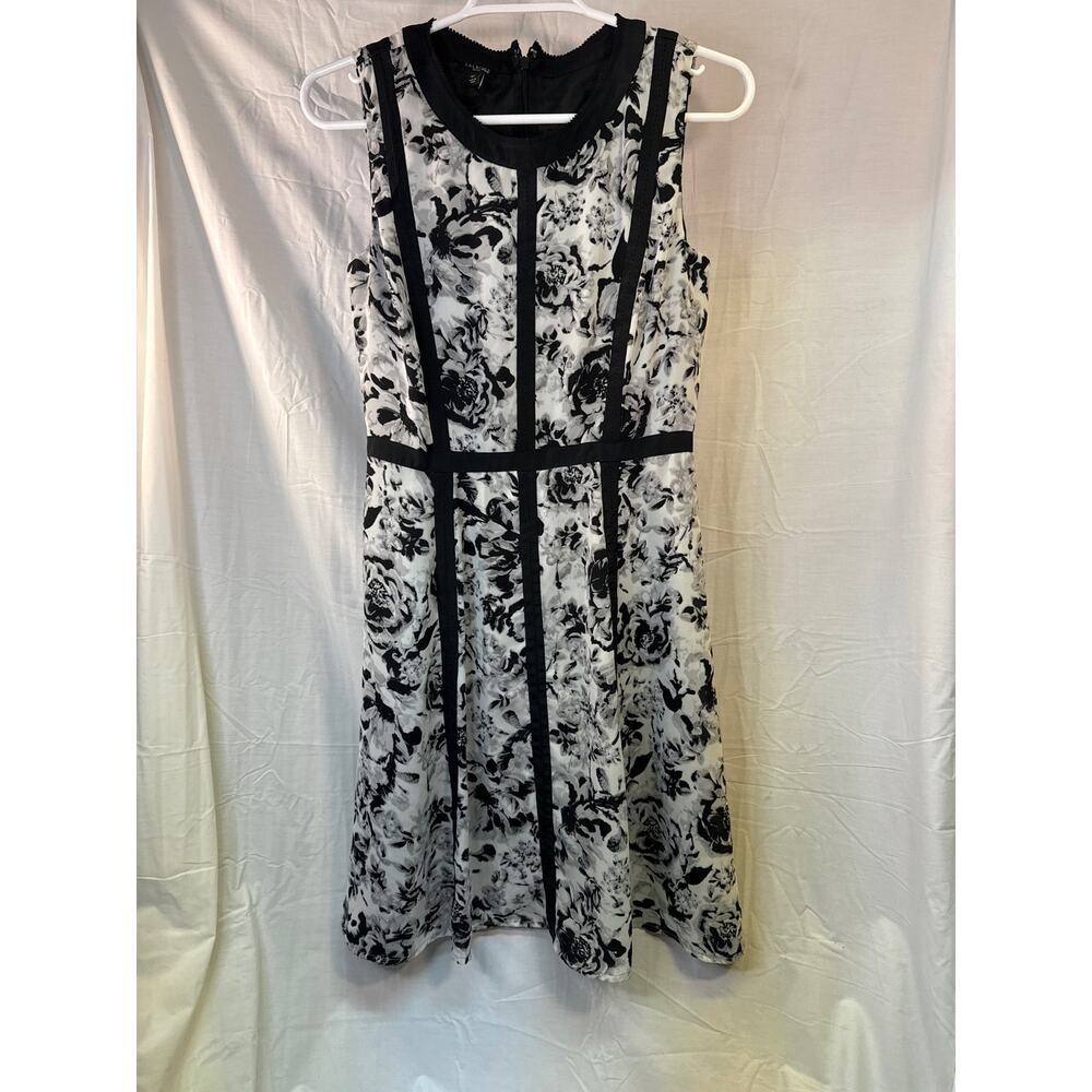 Talbots Black and White Floral Dress Size 6P - Picture 1 of 5